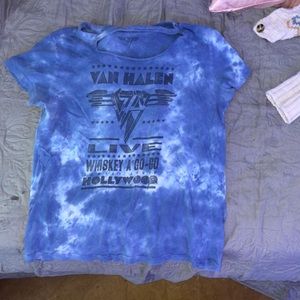 loose graphic tee: worn once: Medium